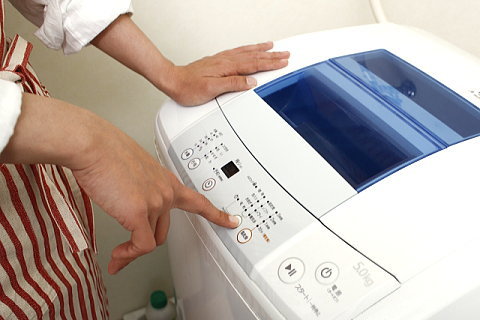 洗濯物の量を減らせば生乾き臭は軽減する？